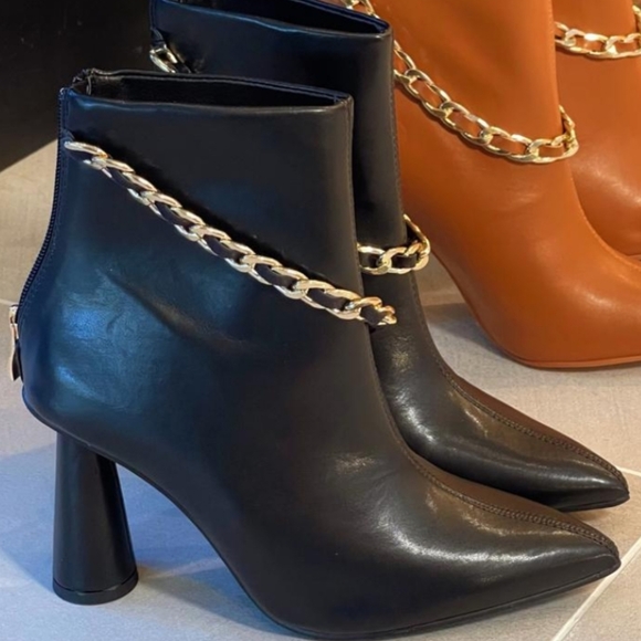 Just In Smile , black boots - Picture 2 of 3